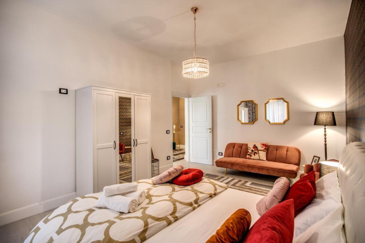 Aweshomeitaly - White Mirrors Apartment Pisa Exterior photo