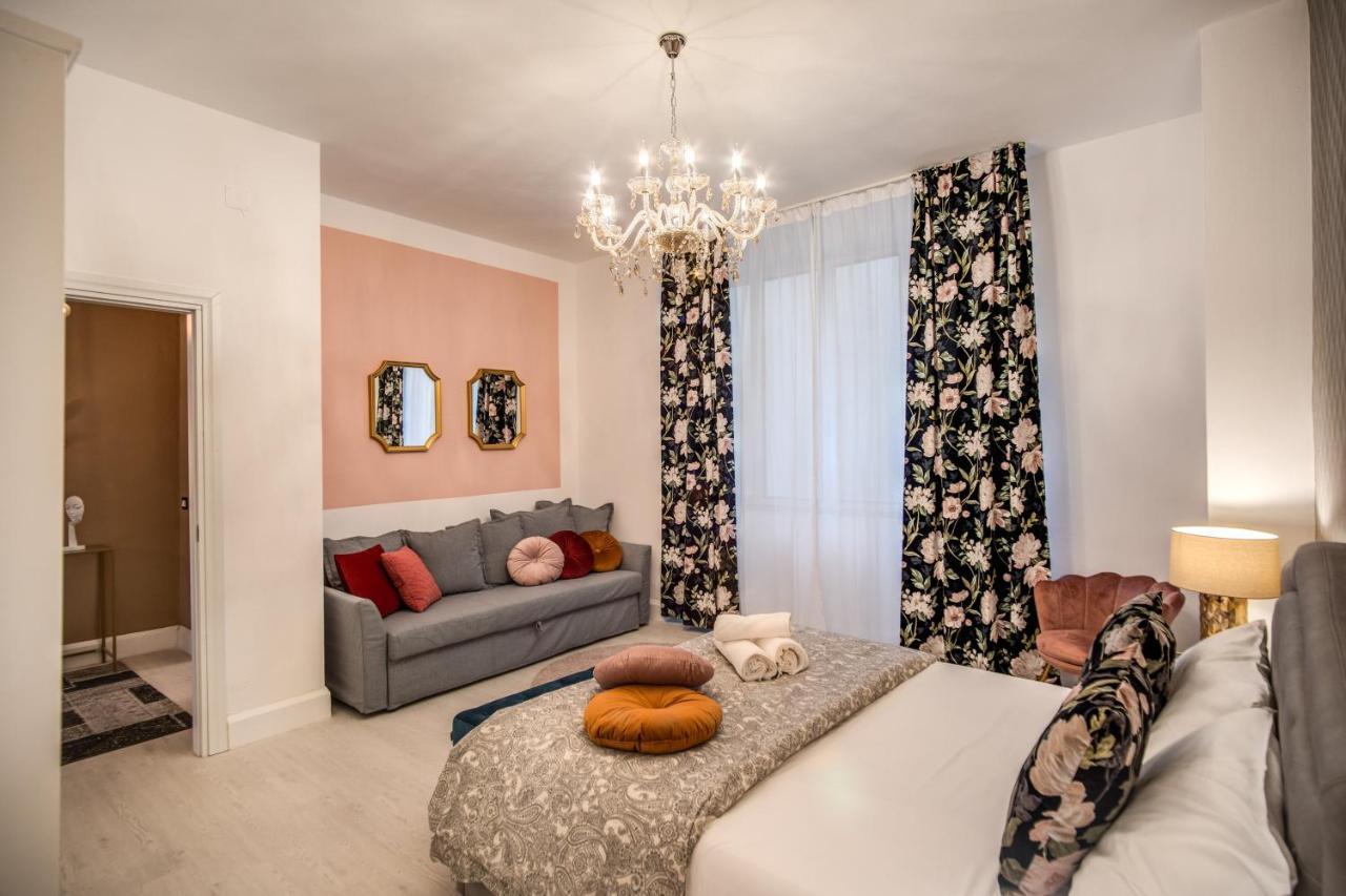 Aweshomeitaly - White Mirrors Apartment Pisa Exterior photo