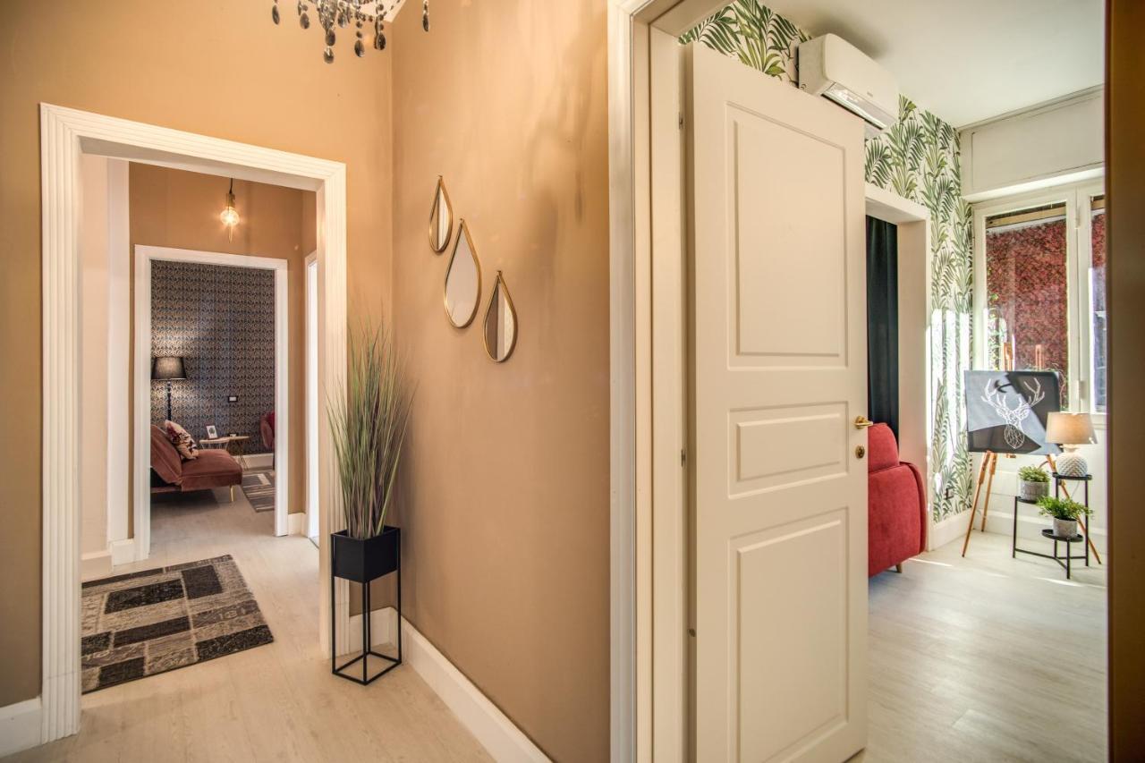 Aweshomeitaly - White Mirrors Apartment Pisa Exterior photo