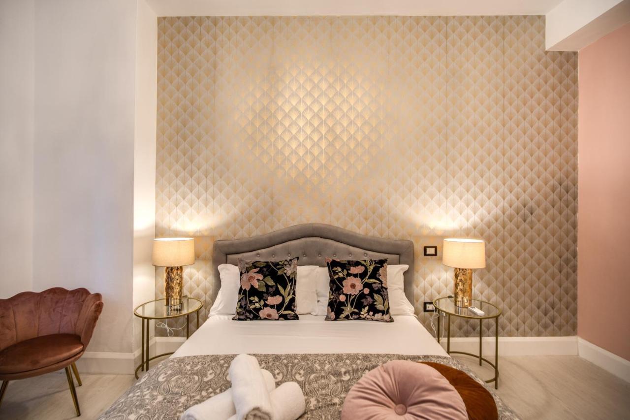 Aweshomeitaly - White Mirrors Apartment Pisa Exterior photo